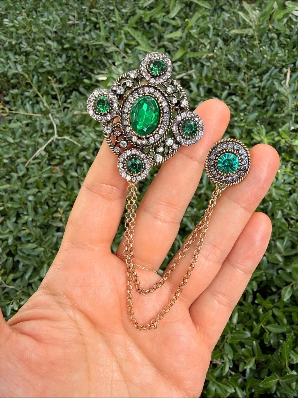 Emerald Green Crystal Double-Button Brooch with Gold-Tone Chain